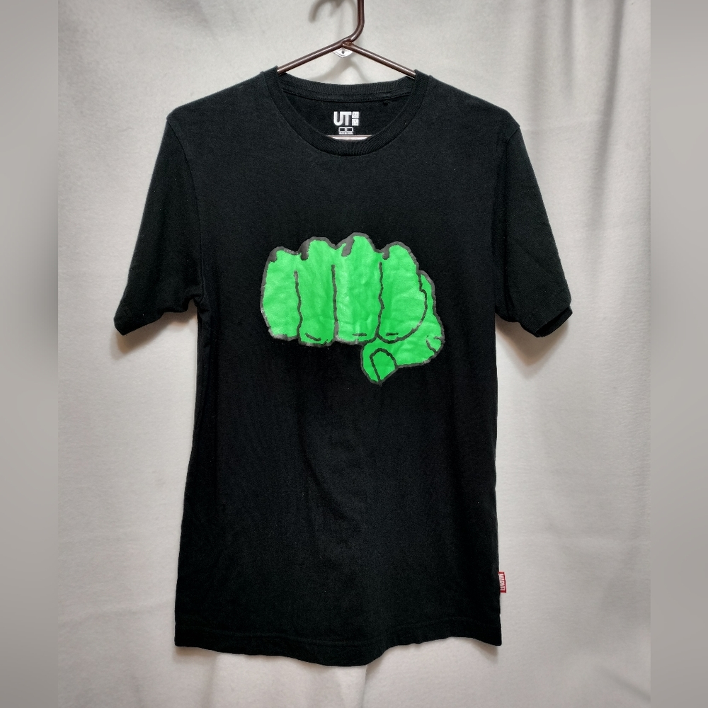 Men's T shirt